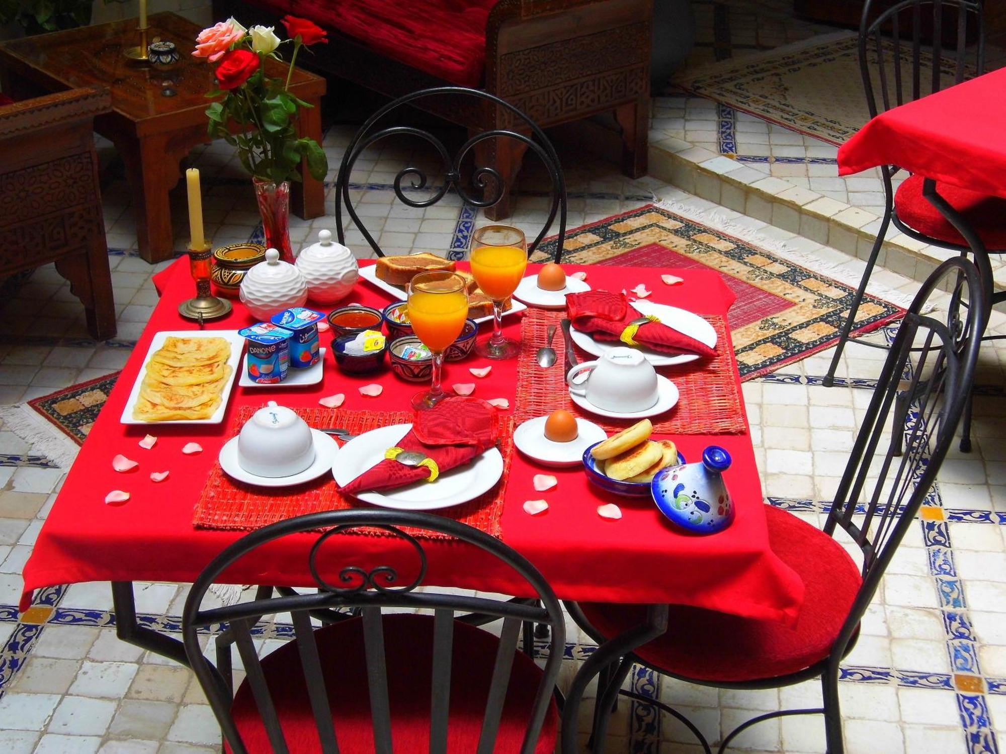 Riad Marlinea Salé Kültér fotó